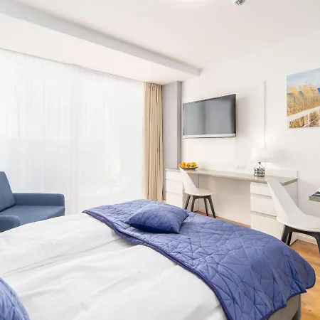 Seaside Park Prywatny Lokservis - Przy Plaży Apartament *